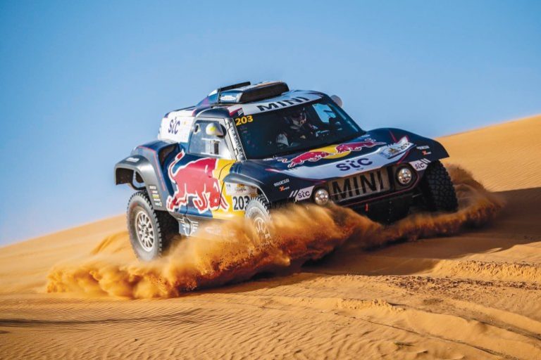 Sainz wins Stage 1 of Hail Baja 2