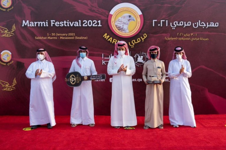 Sheikh Joaan honours winners at Qatar Marmi Festival