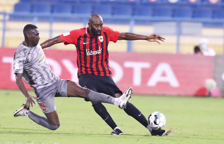 الريان والدحيل ..قمة من العيار الثقيل في أعلى الترتيب