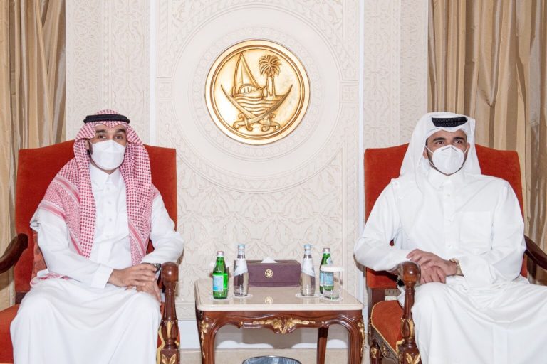 سعادة الشيخ جوعان بن حمد يستقبل وزير الرياضة السعودي