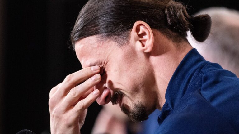 Emotional Zlatan returns to Sweden squad