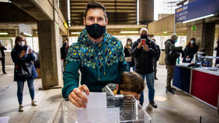 Polls open for presidential election at troubled Barcelona