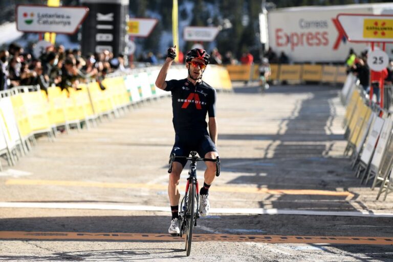 Yates climbs to victory and takes lead in Catalonia