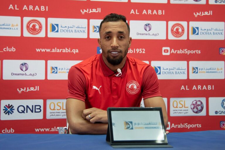 العربي يفقد مدافعه الجزائري أيوب عزي أمام الريان