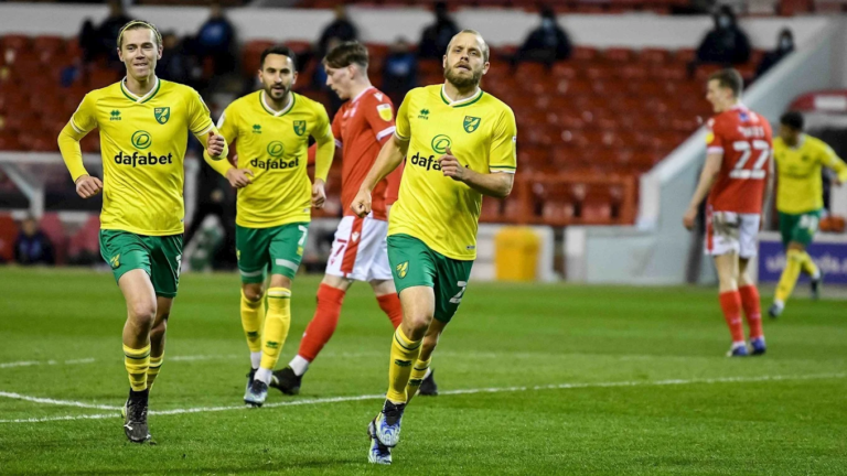 Red-hot Norwich power towards Premier League