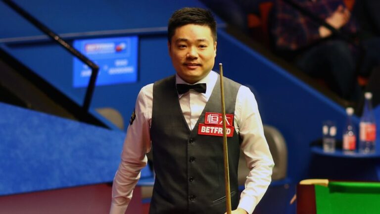 China’s Ding ahead as he aims to join Yan in World Championships second round