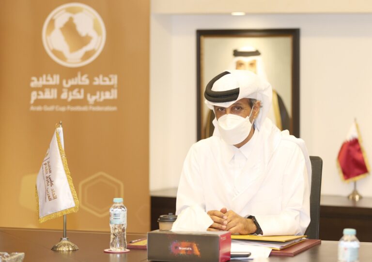 الشيخ حمد بن خليفة : اتمنى ان نقف متحدين ومتكاتفين من اجل استضافة العراق لخليجي ” 25 “