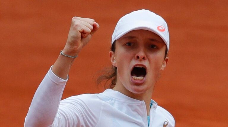 Swiatek serene as questions linger over French Open rivals