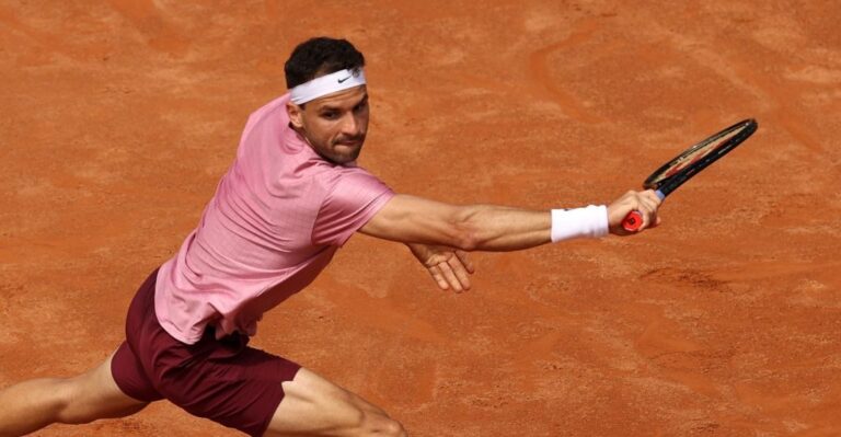 Dimitrov stunned by Spanish qualifier in Rome