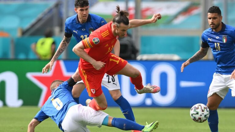 Pessina seals top spot for Italy as beaten Wales qualify for last 16