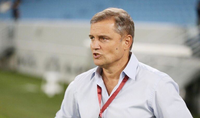 دييغو اغيري مدربا لفريق انترناسونال البرازيلي