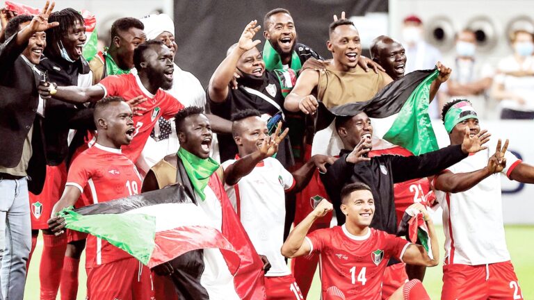 منتخب ” صقور الجديان ” حقق أهدافه ويعد بظهور مميز في النهائيات