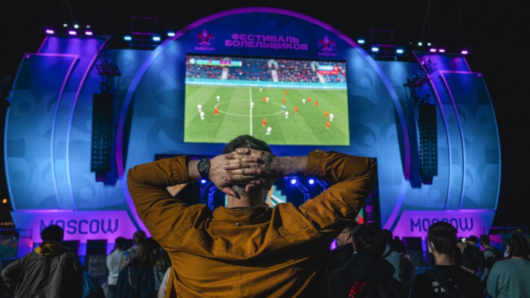 Moscow closes Euro fan zone over Covid spike