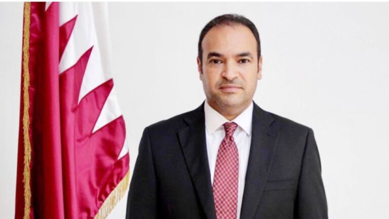 القنصل العام لدولة قطر في هيوستن يؤازر العنابي خلال مشاركته ببطولة الكأس الذهبية