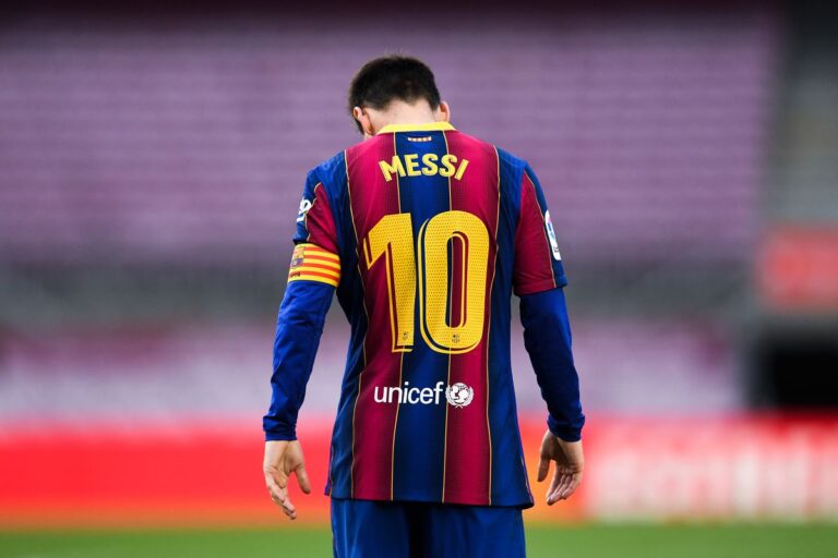 Messi considering other offers, says Barcelona president