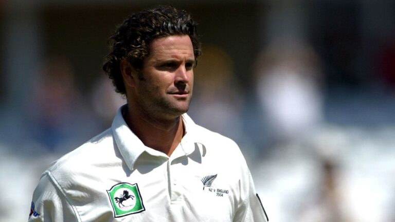 NZ cricket great Cairns off life support