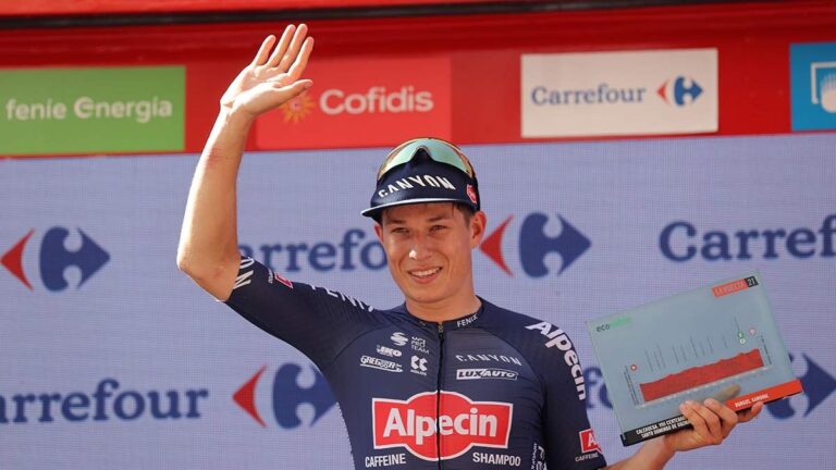 Philipsen wins Vuelta stage five, Elissonde takes overall lead