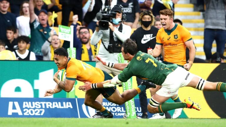 Four-try Wallabies inflict back-to-back defeats on Springboks