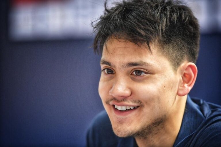 Singapore swimmer Schooling to start national service
