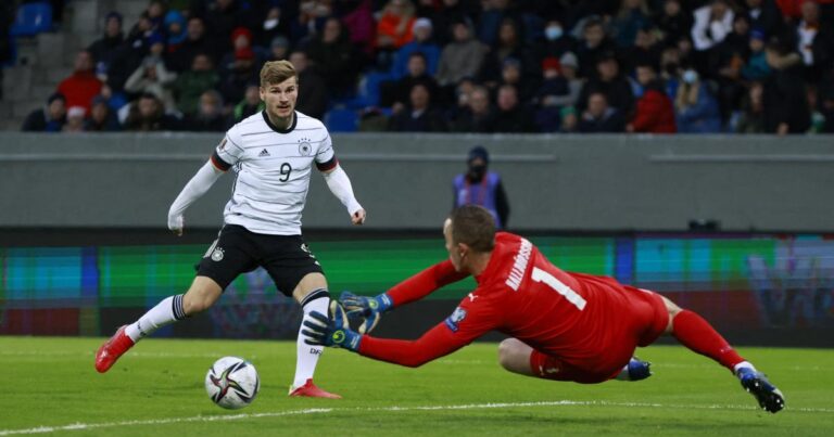 German football team stuck in Scotland after plane problem