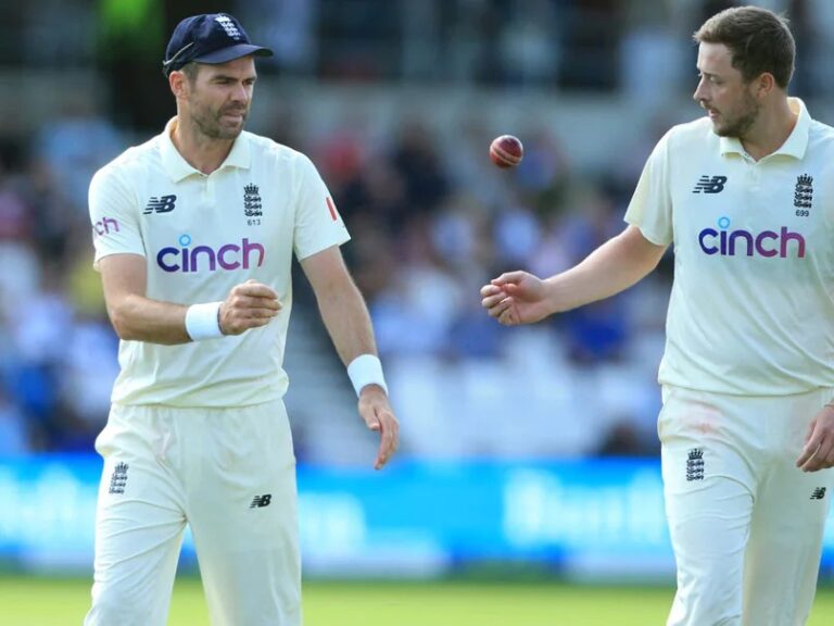 England sweat on fitness of Anderson ahead of India Test finale