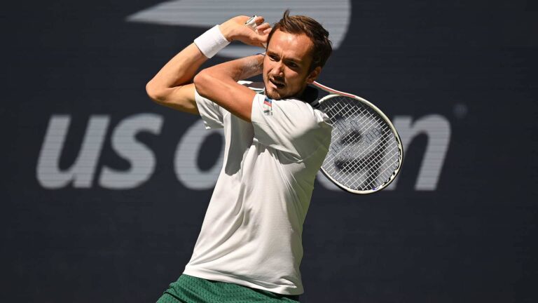 Second seed Medvedev advances to US Open semi-finals