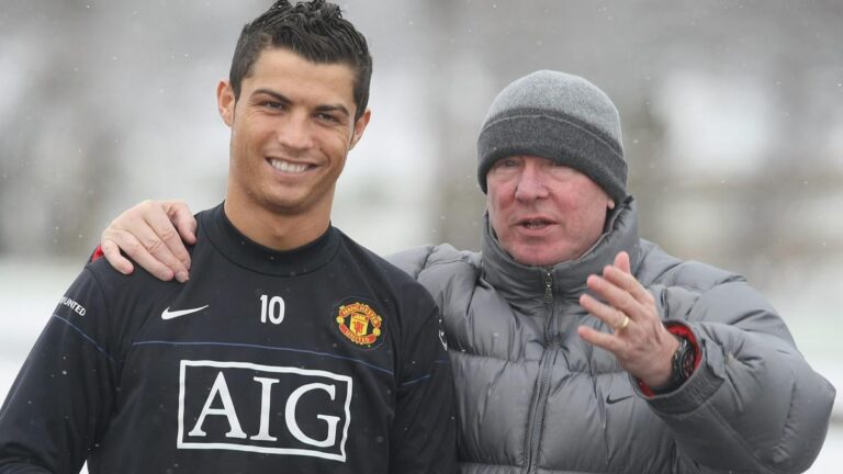 Ronaldo says Ferguson the key to Man Utd return