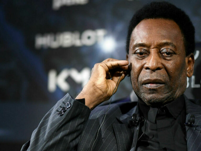 Brazil legend Pele recovering after tumor operation