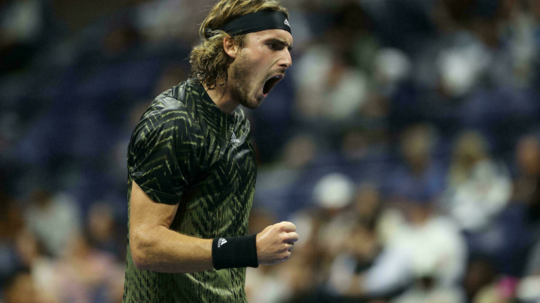 Tsitsipas rolls after another long US Open toilet break