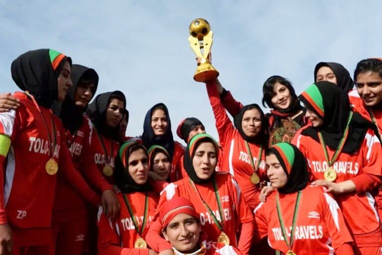 الفيفا يشكر قطر لدعمها في إجلاء 100 لاعب وأسرهم من أفغانستان