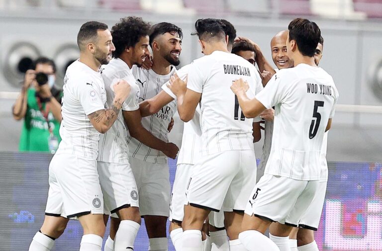أكرم عفيف يتخطى حاجز الـ50 هدف في صناعة الأهداف بالدوري