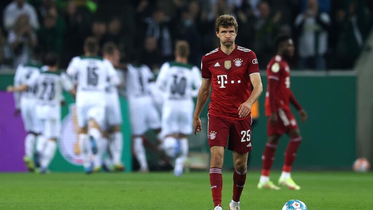 ‘A disgrace’ – Mueller apologises to Bayern fans for 5-0 cup thrashing