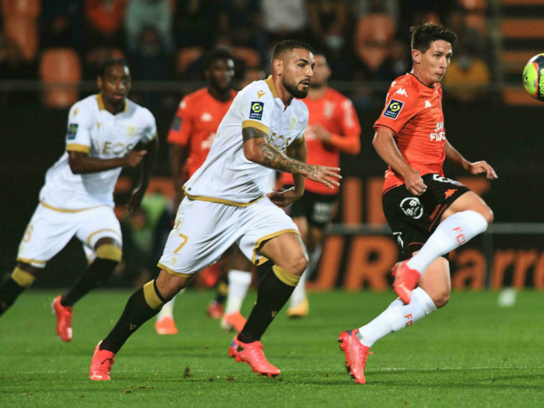 Algeria coach attacks Delort’s decision to focus on club