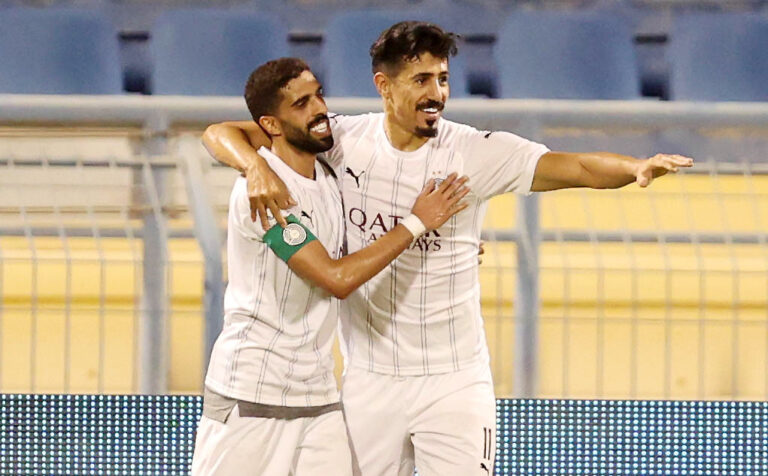 السد يواصل التحليق في الصدارة ويتخطى العميد الأهلاوي برباعية