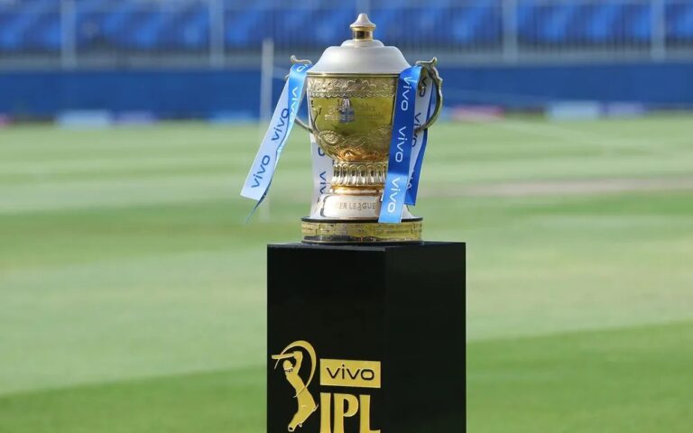 US fund and Indian tycoon bid more than $1.6 billion for new IPL teams