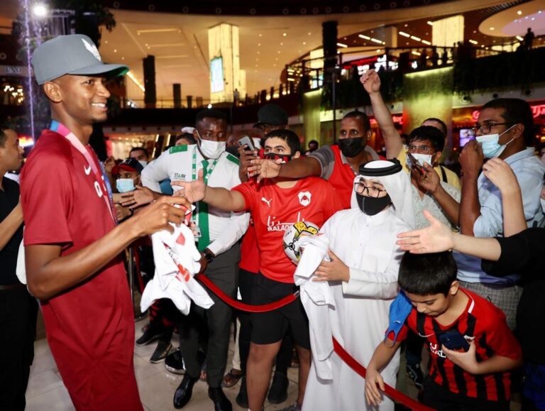 الريان يكرّم البطل الذهبي الأولمبي معتز برشم