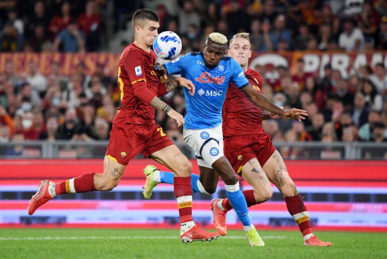 Napoli retake top spot despite perfect start ending at Roma