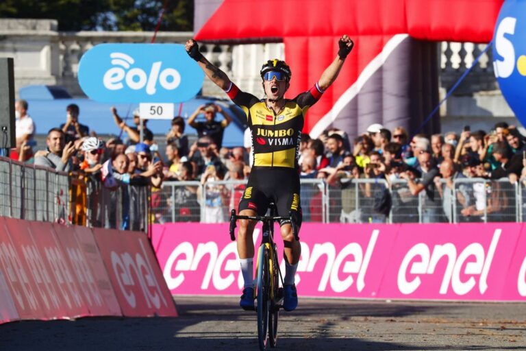 Roglic puts on show of force at Milano-Torino ahead of Il Lombardia