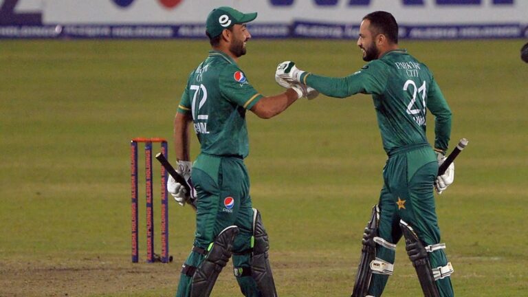 Pakistan shrug off late jitters to whitewash Bangladesh