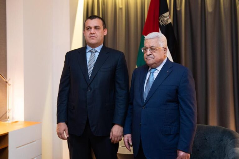 AIBA boss meets Palestine President to promote boxing