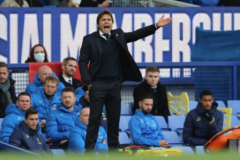 Drab draw with Everton shows task ahead for Conte at Tottenham