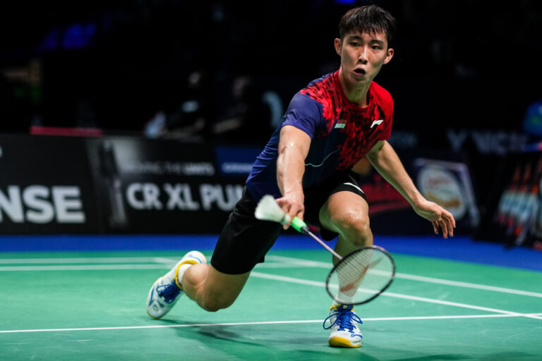 Badminton number one Momota knocked out of Indonesia Open