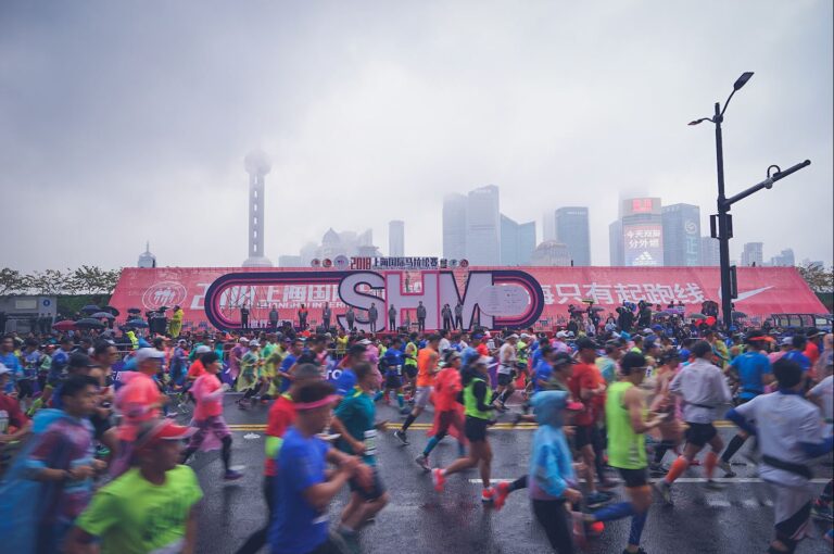 Shanghai Marathon postponed as China battles Covid surge