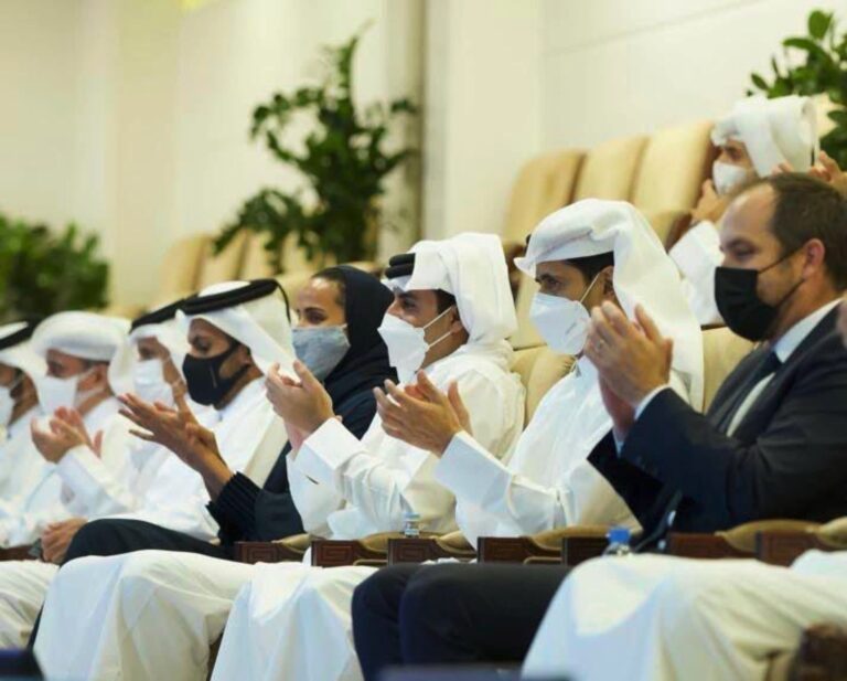 سمو الأمير المفدى يشهد افتتاح بطولة العالم للبادل