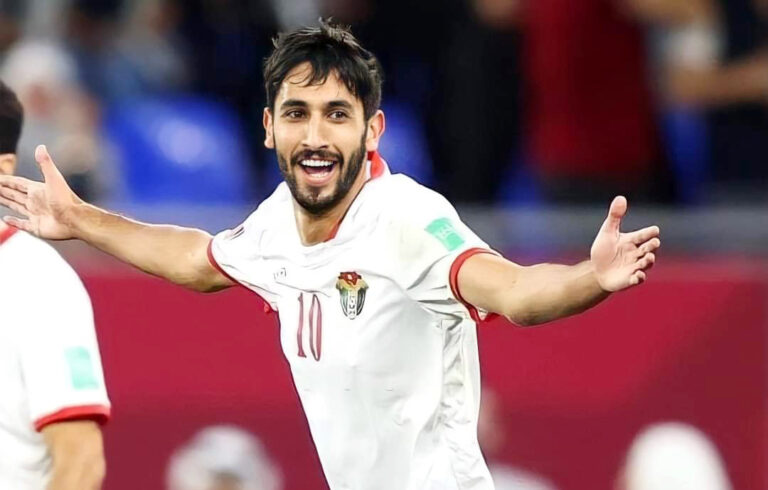 الأردني يزن النعيمات في الطريق إلى العميد الأهلاوي