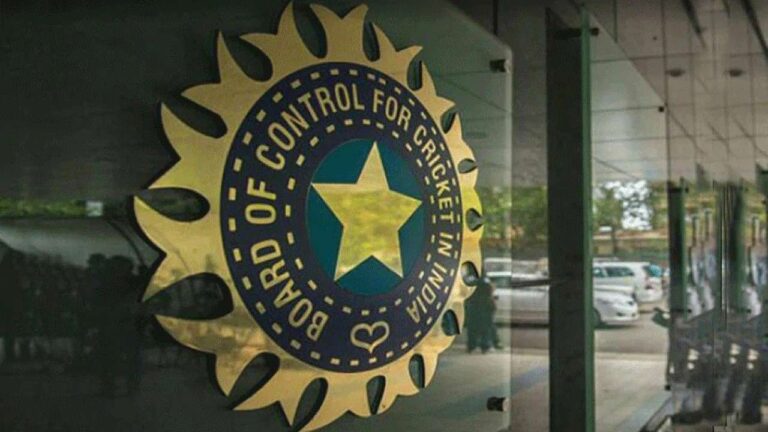 India delay South Africa tour over Omicron