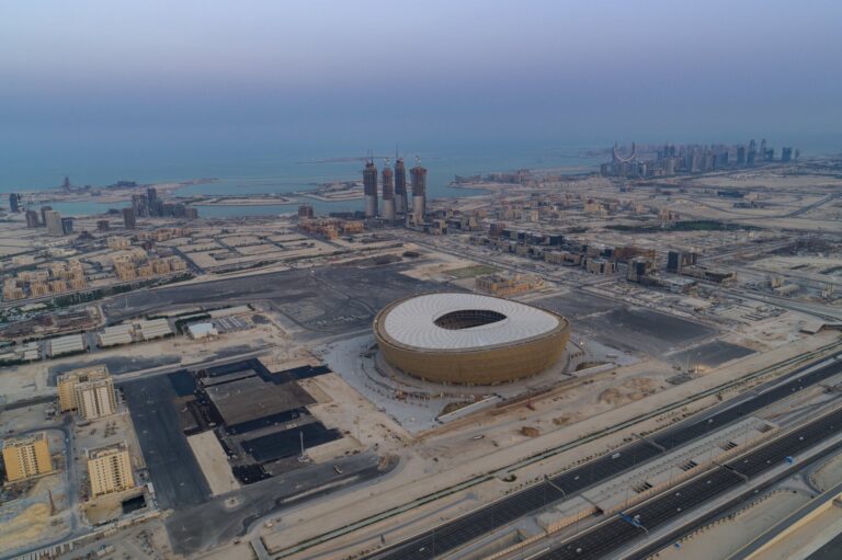 استادات المونديال الثمانية على أتم الاستعداد للترحيب بالجماهير العام المقبل