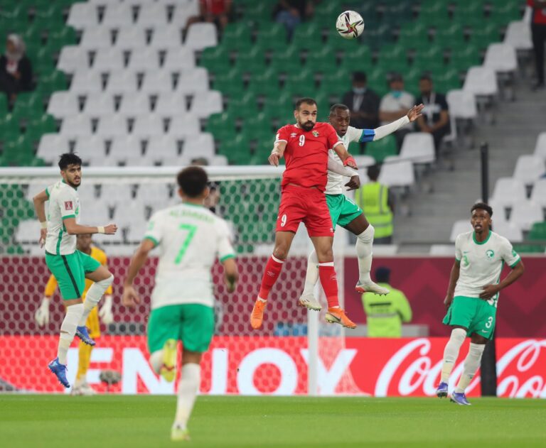 منتخب النشامى يحقق فوزاً ثميناً على الأخضر السعودي في مستهل مشوار كأس العرب