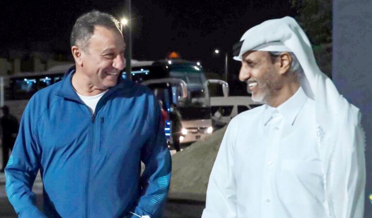 الخطيب يهنئ الشيخ حمد بن خليفة على نجاح تنظيم كأس العرب