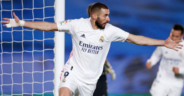 بنزيما ثاني لاعب يسجل في 4 مباريات متتالية في كأس السوبر